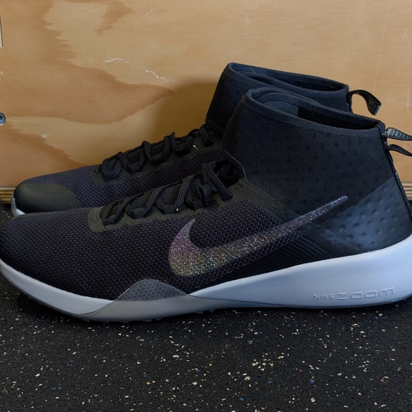 NWOB Nike Air Zoom Strong 2 - Picture 6 of 11